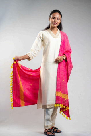Wrap And Weft-Pink Dupatta